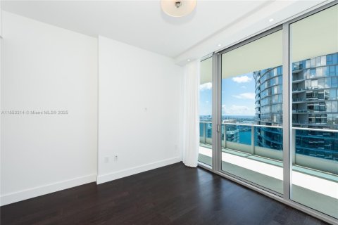 Condo in Miami, Florida, 3 bedrooms  № 1889656 - photo 22