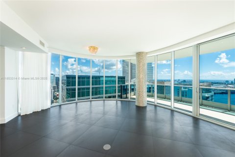 Condo in Miami, Florida, 3 bedrooms  № 1889656 - photo 7