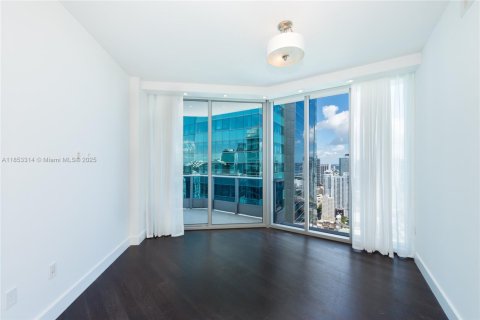 Condo in Miami, Florida, 3 bedrooms  № 1889656 - photo 25
