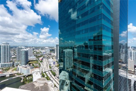 Condo in Miami, Florida, 3 bedrooms  № 1889656 - photo 28
