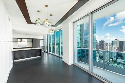 Condo in Miami, Florida, 3 bedrooms  № 1889656 - photo 9