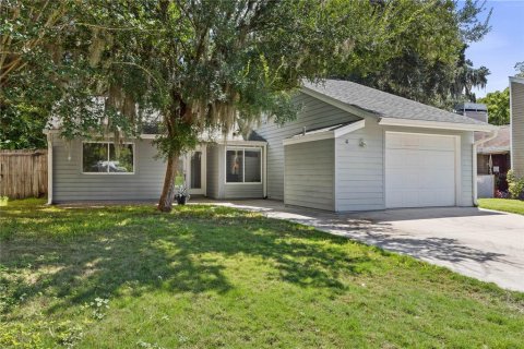 House in Palm Coast, Florida 2 bedrooms, 115.01 sq.m. № 1883472 - photo 1