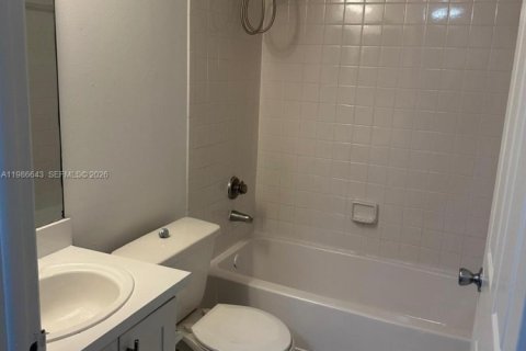 Condominio en venta en Sunrise, Florida, 3 dormitorios, 112.97 m2 № 2048402 - foto 10