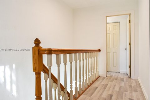 Купить виллу или дом в Майами, Флорида 3 спальни, 157.93м2, № 2080151 - фото 14