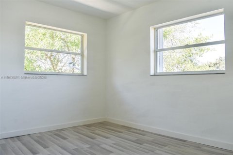 Купить виллу или дом в Майами, Флорида 3 спальни, 157.93м2, № 2080151 - фото 24