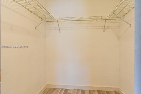 Купить виллу или дом в Майами, Флорида 3 спальни, 157.93м2, № 2080151 - фото 20