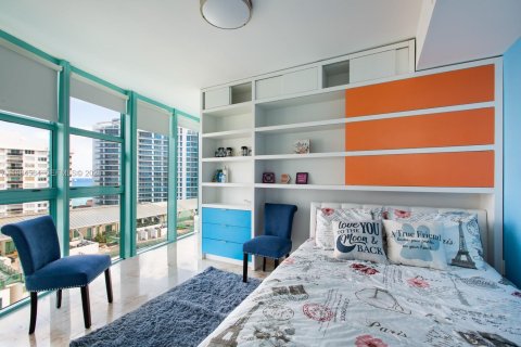 Снять в аренду кондоминиум в Майами-Бич, Флорида 2 спальни, 120.77м2, № 2045737 - фото 13