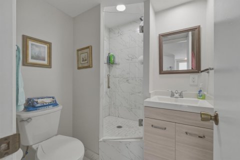Condominio en venta en Pembroke Pines, Florida, 1 dormitorio, 83.61 m2 № 2175494 - foto 6