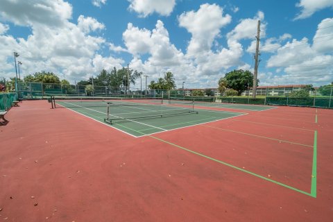 Condominio en venta en Pembroke Pines, Florida, 1 dormitorio, 83.61 m2 № 2175494 - foto 26