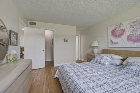 Condominio en venta en Pembroke Pines, Florida, 1 dormitorio, 83.61 m2 № 2175494 - foto 14