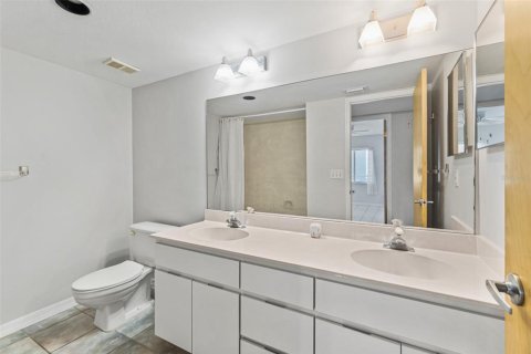 Copropriété à vendre à Cocoa Beach, Floride: 3 chambres, 188.31 m2 № 1734223 - photo 7