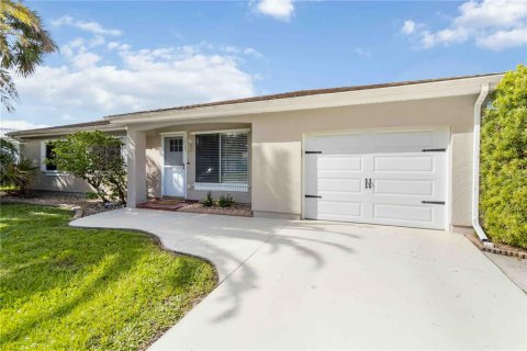 House in North Port, Florida 3 bedrooms, 122.63 sq.m. № 1837831 - photo 4