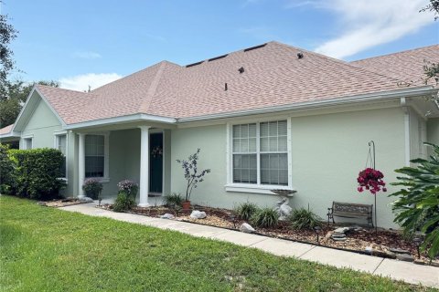 House in Ormond Beach, Florida 4 bedrooms, 236.16 sq.m. № 2318363