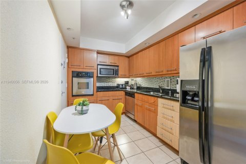Copropriété à vendre à Hollywood, Floride: 2 chambres, 125.05 m2 № 2189455 - photo 8