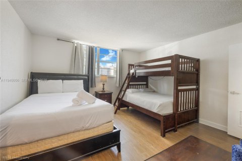 Copropriété à vendre à Hollywood, Floride: 2 chambres, 125.05 m2 № 2189455 - photo 12