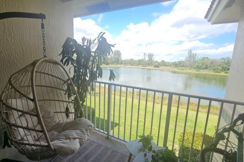Condo in West Palm Beach, Florida, 3 bedrooms № 2182947
