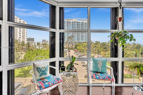 Купить кондоминиум в Майами-Бич, Флорида 2 спальни, 167.69м2, № 2023881 - фото 24