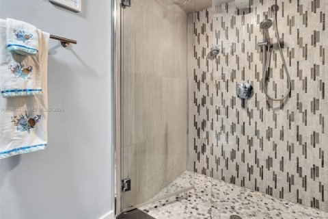 Купить кондоминиум в Майами-Бич, Флорида 2 спальни, 167.69м2, № 2023881 - фото 20