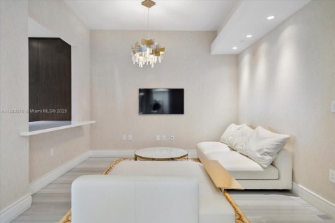 Copropriété à louer à Sunny Isles Beach, Floride: 4 chambres, 305.37 m2 № 1806237 - photo 30