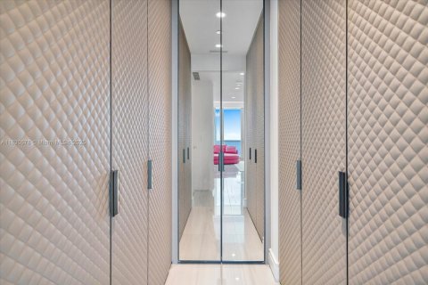 Copropriété à louer à Sunny Isles Beach, Floride: 4 chambres, 305.37 m2 № 1806237 - photo 29