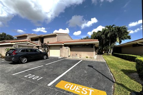 Condominio en alquiler en Hollywood, Florida, 3 dormitorios, 187.66 m2 № 2001049 - foto 8