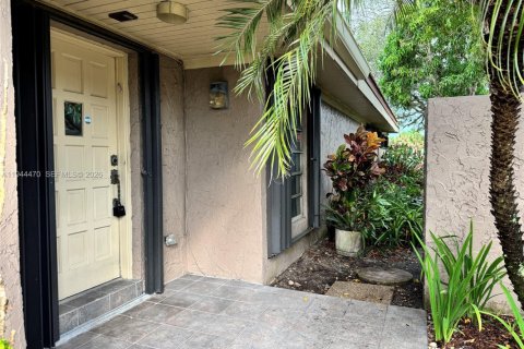 Condominio en alquiler en Hollywood, Florida, 3 dormitorios, 187.66 m2 № 2001049 - foto 18