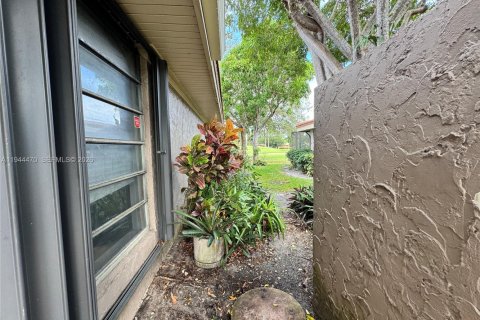 Condominio en alquiler en Hollywood, Florida, 3 dormitorios, 187.66 m2 № 2001049 - foto 20