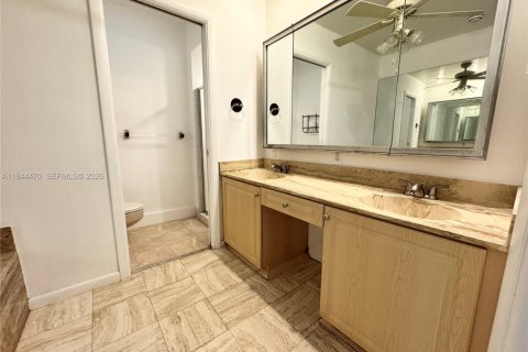 Condominio en alquiler en Hollywood, Florida, 3 dormitorios, 187.66 m2 № 2001049 - foto 27