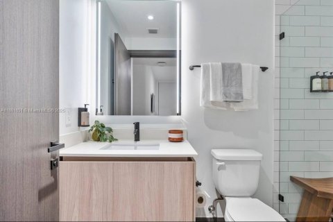 Condominio en alquiler en Miami, Florida, 2 dormitorios, 111.67 m2 № 1748415 - foto 15