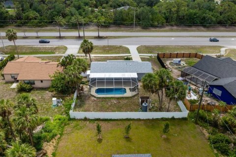 Villa ou maison à louer à Port Charlotte, Floride: 3 chambres, 135.54 m2 № 1808335 - photo 4