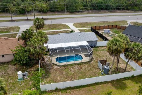 Villa ou maison à louer à Port Charlotte, Floride: 3 chambres, 135.54 m2 № 1808335 - photo 5