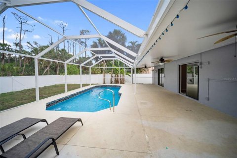 Villa ou maison à louer à Port Charlotte, Floride: 3 chambres, 135.54 m2 № 1808335 - photo 15