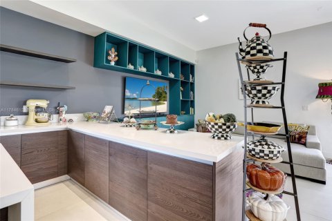 Купить виллу или дом в Уэстон, Флорида 5 спален, 498.7м2, № 1954242 - фото 20