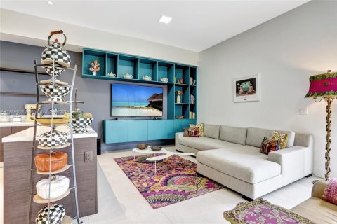 Купить виллу или дом в Уэстон, Флорида 5 спален, 498.7м2, № 1954242 - фото 26