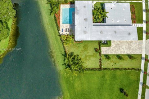 Купить виллу или дом в Уэстон, Флорида 5 спален, 498.7м2, № 1954242 - фото 5