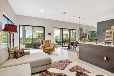 Купить виллу или дом в Уэстон, Флорида 5 спален, 498.7м2, № 1954242 - фото 28