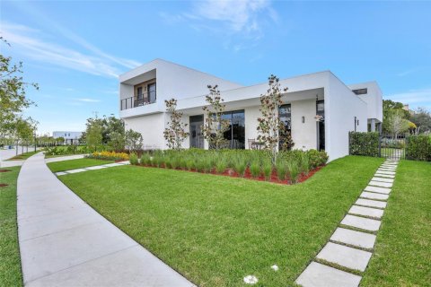 Купить виллу или дом в Уэстон, Флорида 5 спален, 498.7м2, № 1954242 - фото 3