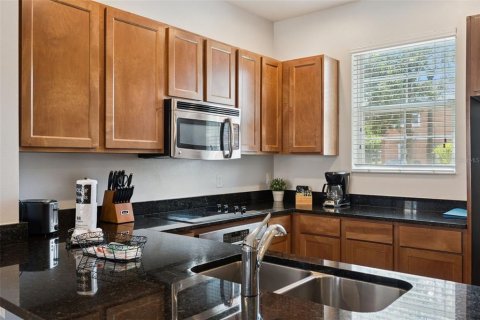 Adosado en venta en Kissimmee, Florida, 2 dormitorios, 125.42 m2 № 2217895 - foto 12