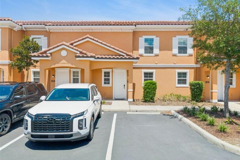 Adosado en Kissimmee, Florida 2 dormitorios, 125.42 m2 № 2217895