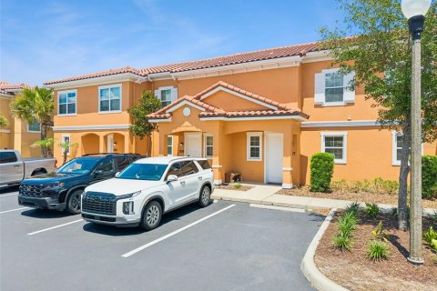 Adosado en venta en Kissimmee, Florida, 2 dormitorios, 125.42 m2 № 2217895 - foto 2