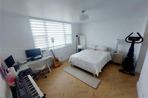 Купить кондоминиум в Холливуд, Флорида 1 спальня, 78.41м2, № 1891422 - фото 5