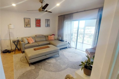 Купить кондоминиум в Холливуд, Флорида 1 спальня, 78.41м2, № 1891422 - фото 18