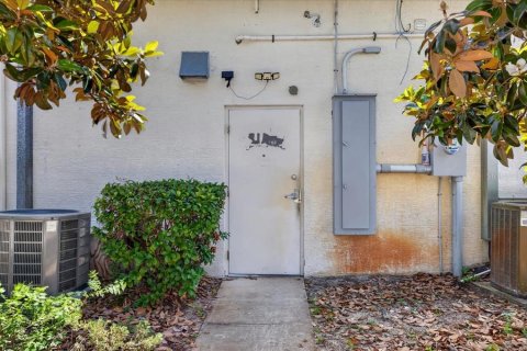 Immobilier commercial à louer à Palm Coast, Floride: 146.6 m2 № 2142413 - photo 25