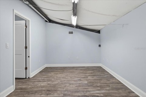 Immobilier commercial à louer à Palm Coast, Floride: 146.6 m2 № 2142413 - photo 22