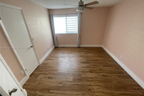 Condominio en venta en Sunrise, Florida, 2 dormitorios, 98.94 m2 № 1880319 - foto 25