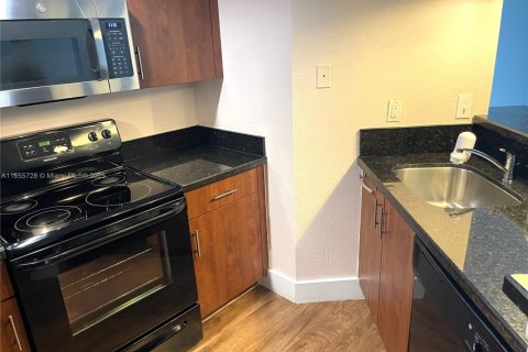 Condominio en venta en Sunrise, Florida, 2 dormitorios, 98.94 m2 № 1880319 - foto 13