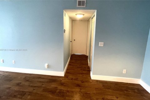 Condominio en venta en Sunrise, Florida, 2 dormitorios, 98.94 m2 № 1880319 - foto 24