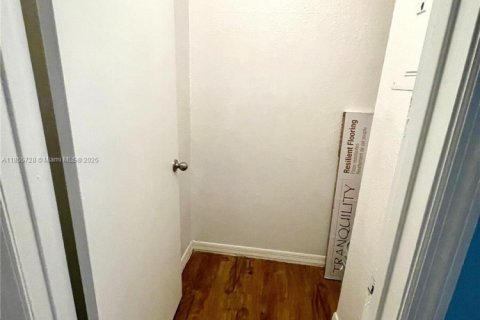 Condominio en venta en Sunrise, Florida, 2 dormitorios, 98.94 m2 № 1880319 - foto 21