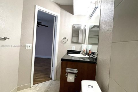 Condominio en venta en Sunrise, Florida, 2 dormitorios, 98.94 m2 № 1880319 - foto 20