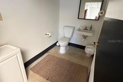 Immobilier commercial à louer à Tampa, Floride: 162.86 m2 № 2291784 - photo 11